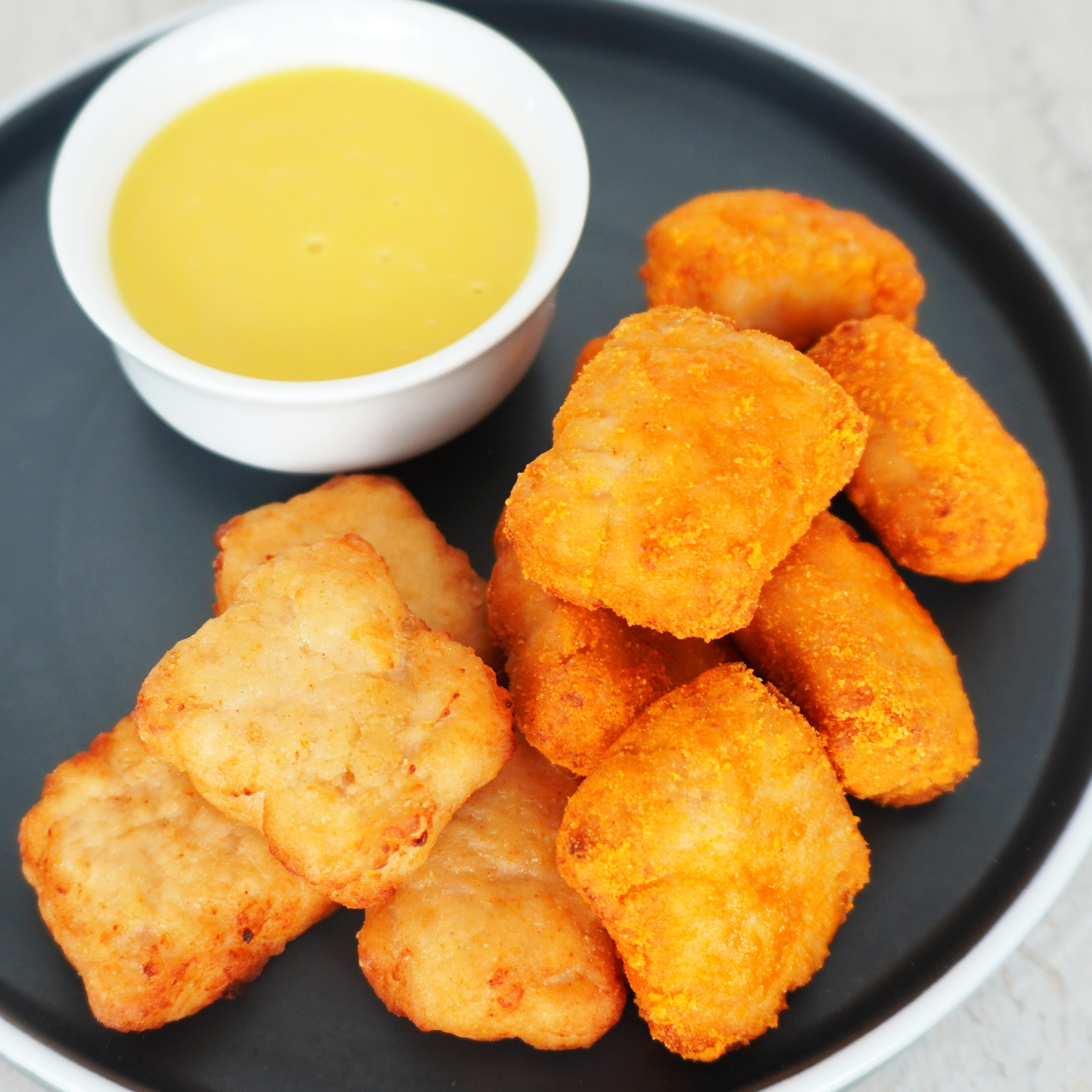 CHEESY CHICKEN NUGGETS