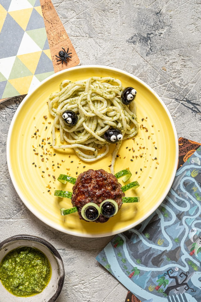 O-SPOOKY RECIPES: Creepy Crawly Pasta & Burger